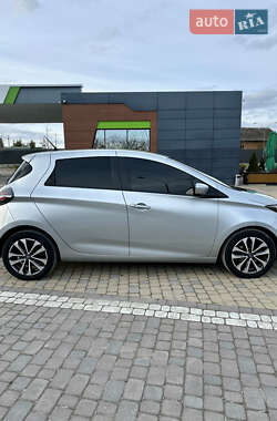 Хэтчбек Renault Zoe 2020 в 