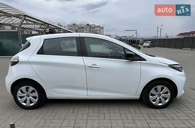 Хэтчбек Renault Zoe 2020 в 