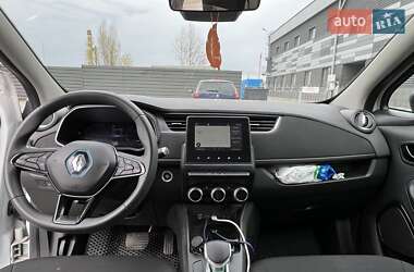 Хэтчбек Renault Zoe 2020 в 
