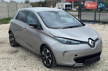 Хэтчбек Renault Zoe 2015 в 