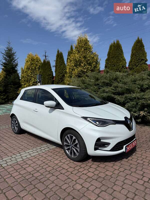 Хэтчбек Renault Zoe 2020 в 