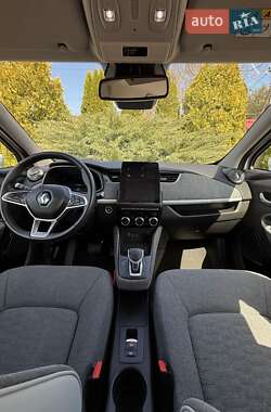 Хэтчбек Renault Zoe 2020 в 