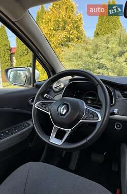 Хэтчбек Renault Zoe 2020 в 