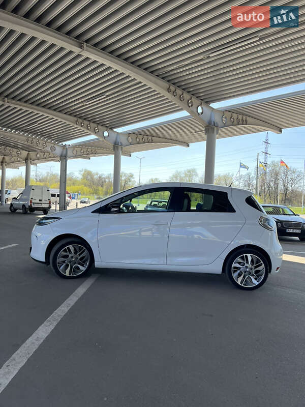 Хетчбек Renault Zoe 2016 в Запоріжжі