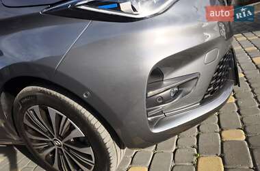 Хэтчбек Renault Zoe 2023 в 