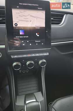 Хэтчбек Renault Zoe 2023 в 