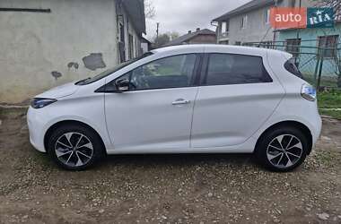 Хэтчбек Renault Zoe 2017 в 