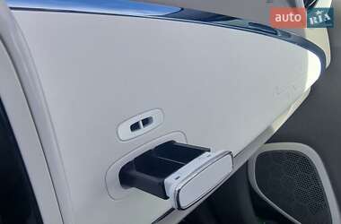 Хетчбек Renault Zoe 2013 в 