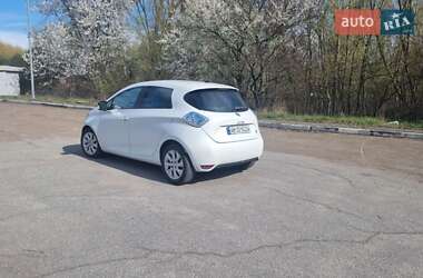 Хетчбек Renault Zoe 2013 в 
