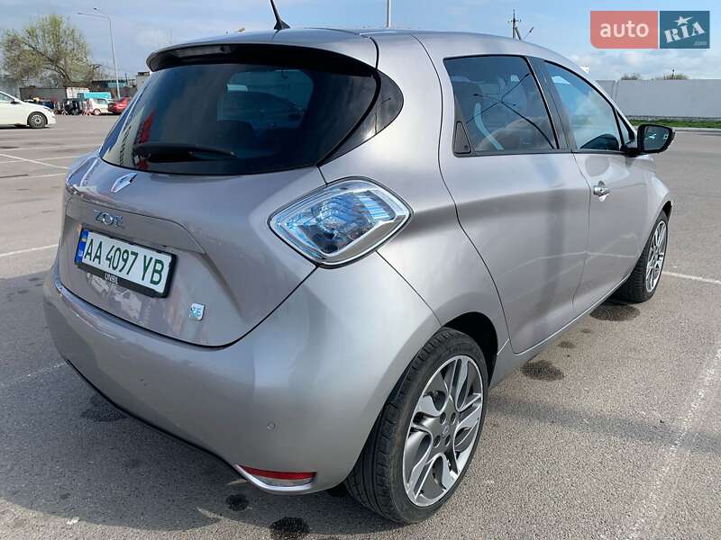 Хэтчбек Renault Zoe 2016 в Днепре