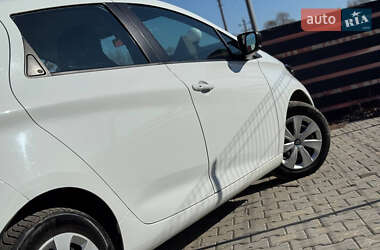 Хетчбек Renault Zoe 2020 в 