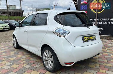 Хетчбек Renault Zoe 2015 в 