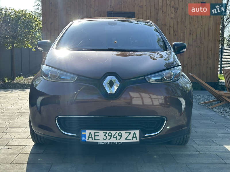 Хэтчбек Renault Zoe 2015 в Днепре