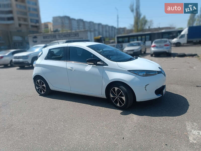 Хэтчбек Renault Zoe 2018 в Киеве