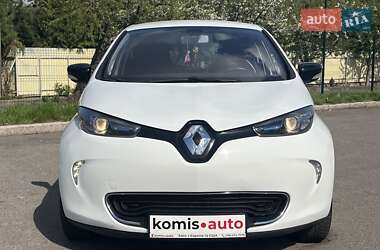 Хетчбек Renault Zoe 2015 в 