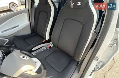 Хетчбек Renault Zoe 2015 в 