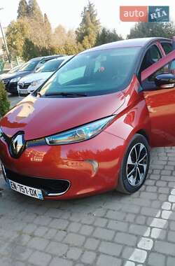 Хэтчбек Renault Zoe 2018 в 