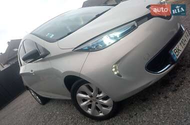 Хэтчбек Renault Zoe 2013 в Сарнах