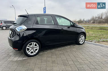 Хэтчбек Renault Zoe 2019 в 