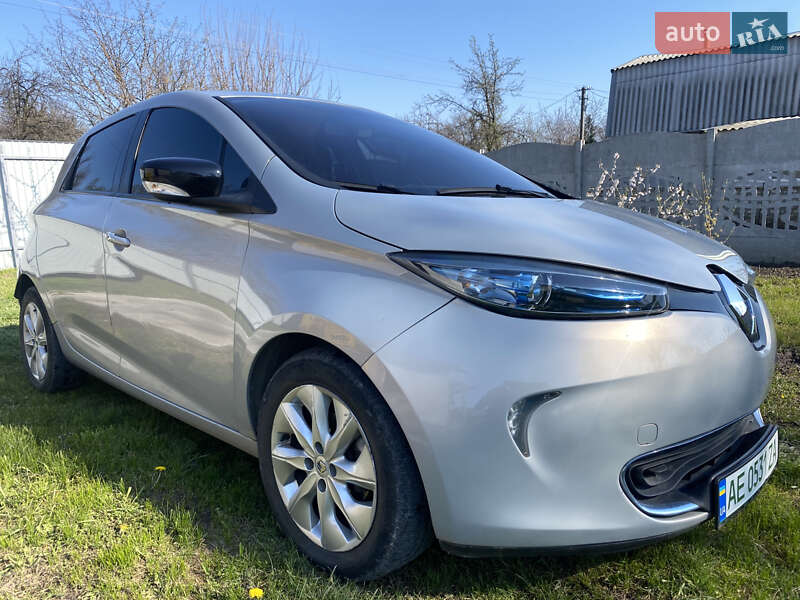 Хэтчбек Renault Zoe 2014 в Днепре фото 2 Хэтчбек Renault Zoe 2014 в Днепре
