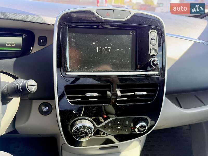 Хэтчбек Renault Zoe 2015 в Самборе