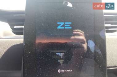 Хетчбек Renault Zoe 2020 в 