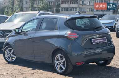 Хэтчбек Renault Zoe 2019 в 