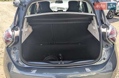 Хэтчбек Renault Zoe 2019 в 