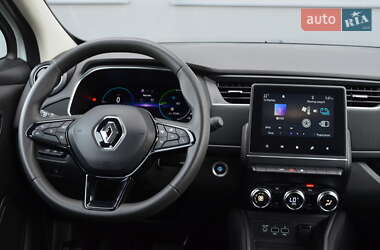Хэтчбек Renault Zoe 2021 в 