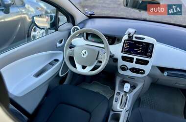 Хетчбек Renault Zoe 2016 в 