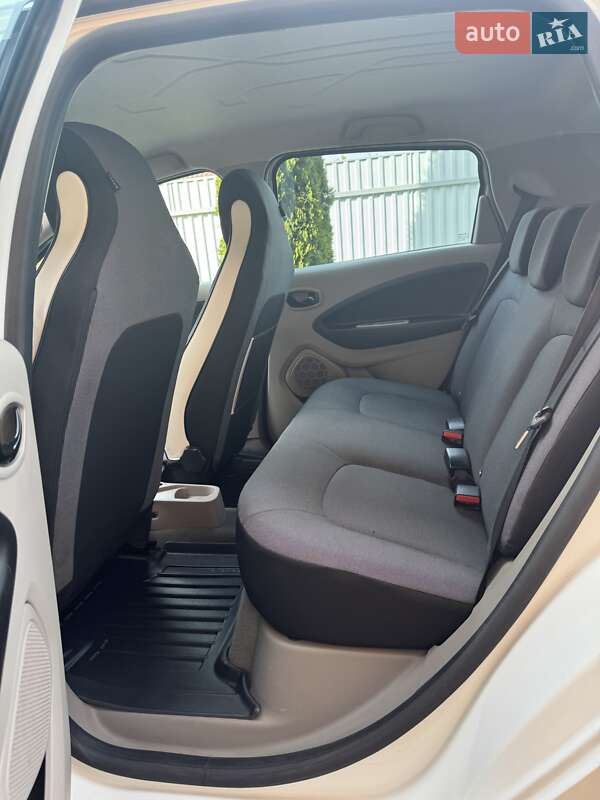 Хэтчбек Renault Zoe 2014 в Луцке