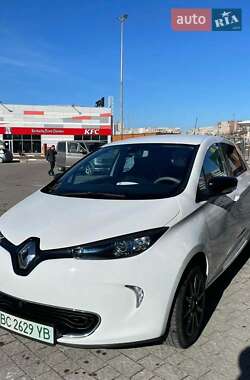 Хэтчбек Renault Zoe 2015 в Львове