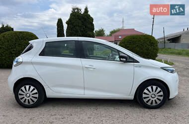 Хэтчбек Renault Zoe 2017 в 