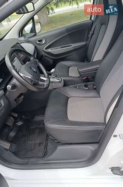 Хэтчбек Renault Zoe 2020 в 
