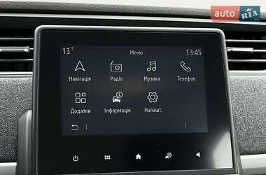 Хэтчбек Renault Zoe 2021 в 