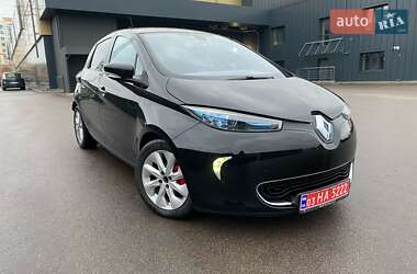 Хэтчбек Renault Zoe 2014 в 