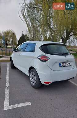 Хэтчбек Renault Zoe 2021 в 