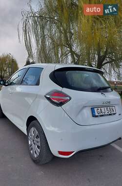 Хэтчбек Renault Zoe 2021 в 