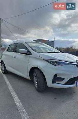 Хэтчбек Renault Zoe 2021 в 