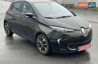 Хетчбек Renault Zoe 2015 в 