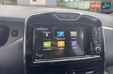 Хэтчбек Renault Zoe 2015 в 