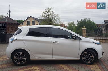 Хетчбек Renault Zoe 2017 в 