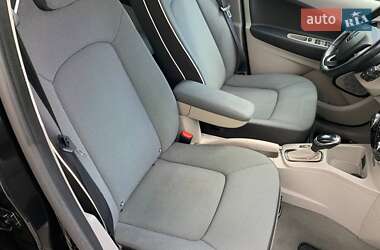 Хетчбек Renault Zoe 2014 в 
