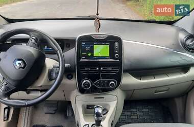 Хэтчбек Renault Zoe 2015 в 
