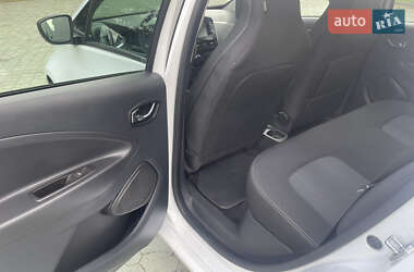 Хэтчбек Renault Zoe 2018 в 