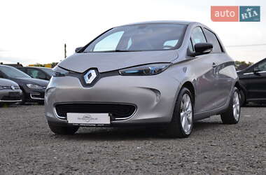 Хетчбек Renault Zoe 2016 в 