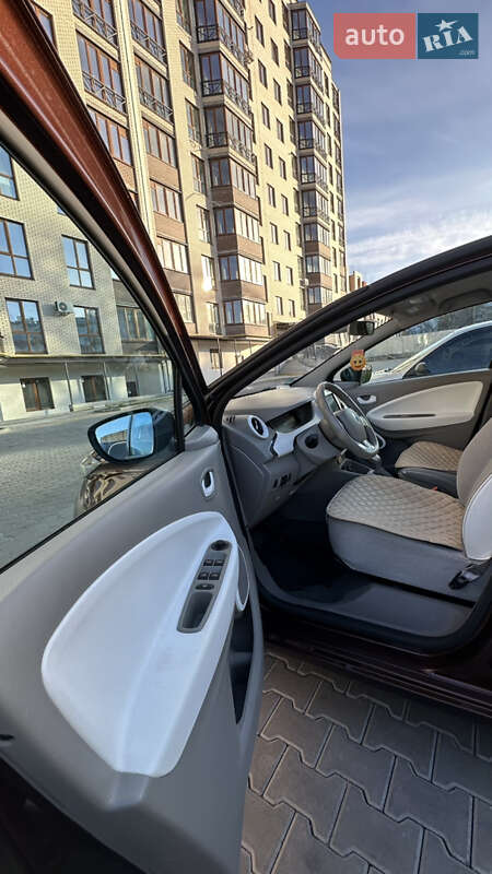 Хэтчбек Renault Zoe 2014 в Одессе фото 18 Хэтчбек Renault Zoe 2014 в Одессе