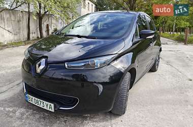 Хэтчбек Renault Zoe 2018 в 