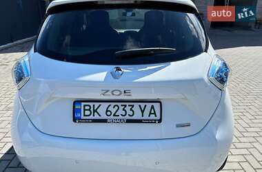 Хэтчбек Renault Zoe 2017 в 