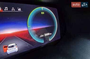 Хэтчбек Renault Zoe 2021 в 